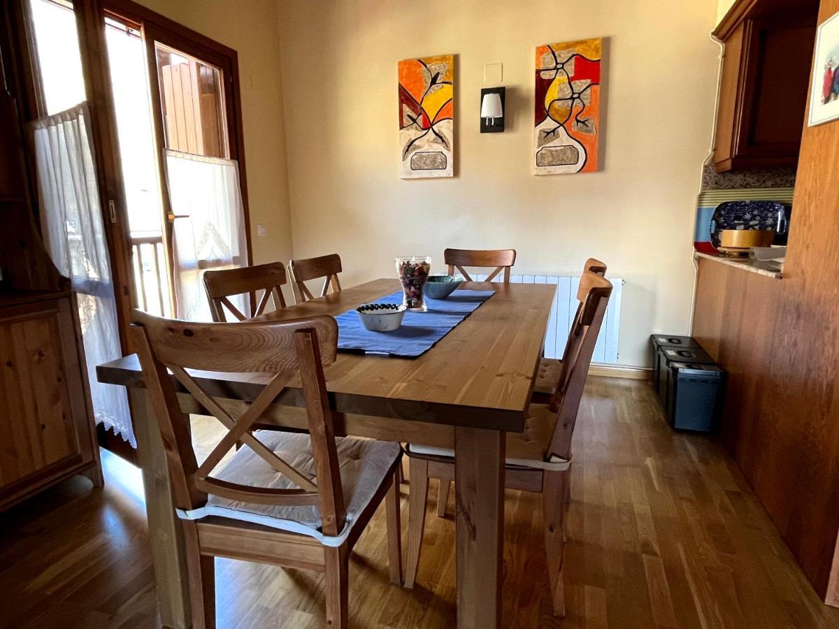 Atico Duplex Casa Ximet Apartman Benasque Kültér fotó